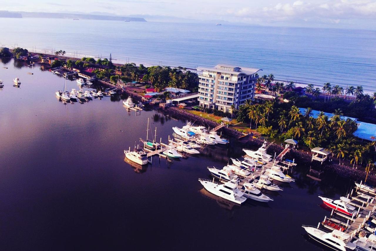 Puerto Azul Hotel ปุนตาเรนาส ภายนอก รูปภาพ