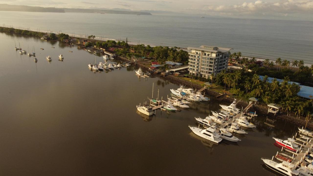 Puerto Azul Hotel ปุนตาเรนาส ภายนอก รูปภาพ