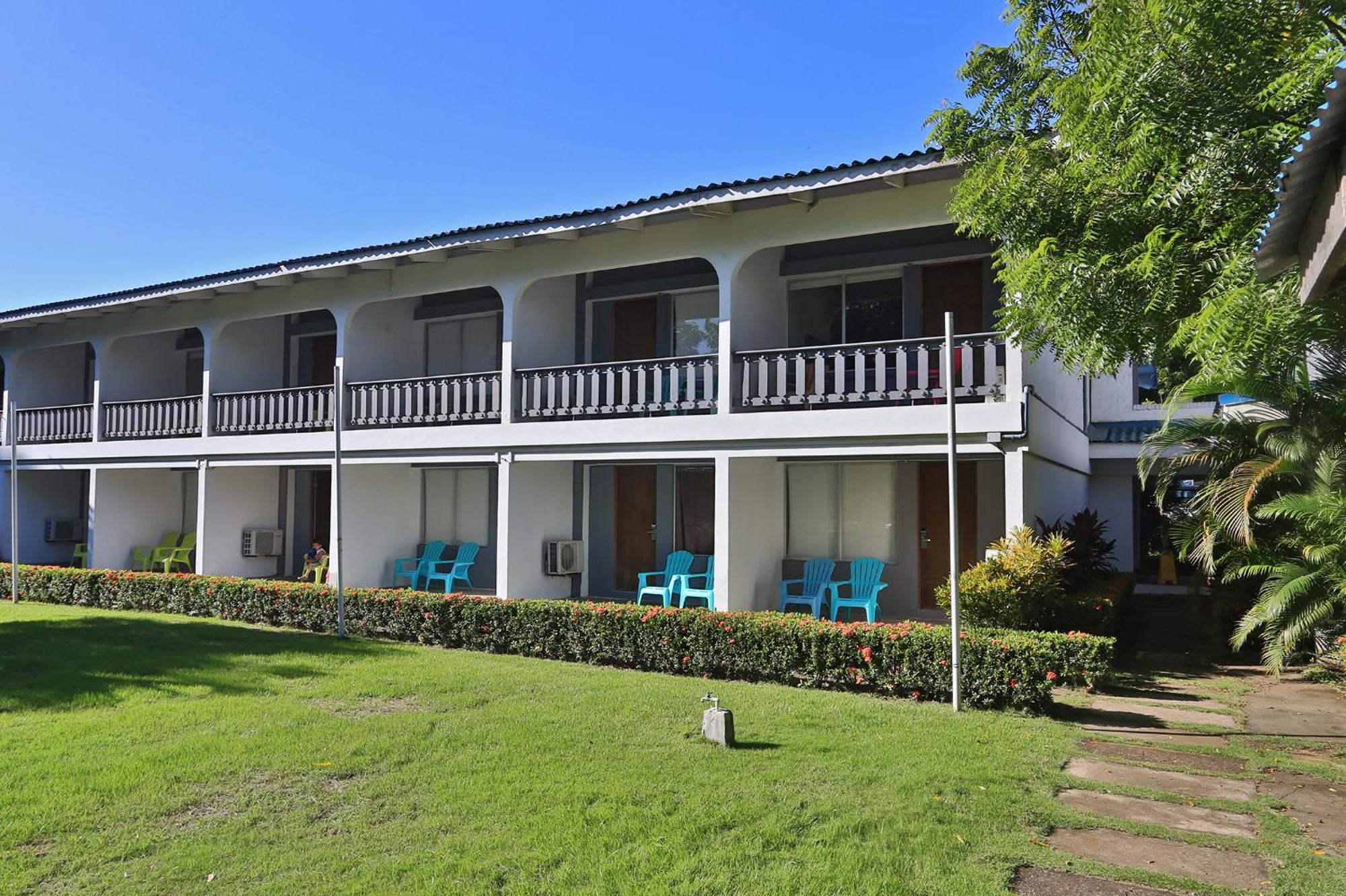 Puerto Azul Hotel ปุนตาเรนาส ภายนอก รูปภาพ