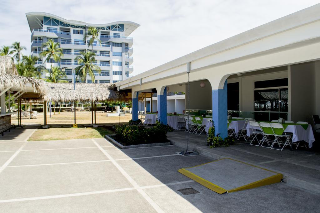 Puerto Azul Hotel ปุนตาเรนาส ภายนอก รูปภาพ