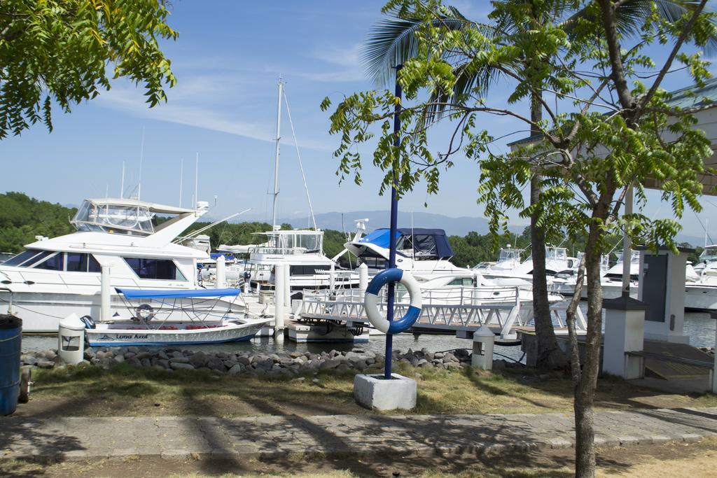 Puerto Azul Hotel ปุนตาเรนาส ภายนอก รูปภาพ